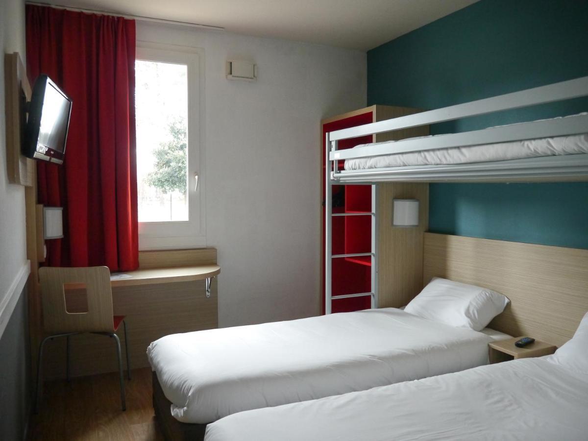 พรีเมียรคลาสมอนเดอมาร์ซันเซ็นต์เอวิต Hotel Saint-Avit  ภายนอก รูปภาพ