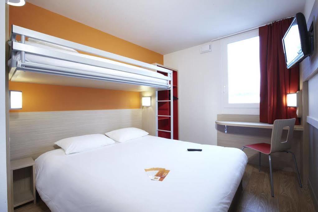 พรีเมียรคลาสมอนเดอมาร์ซันเซ็นต์เอวิต Hotel Saint-Avit  ภายนอก รูปภาพ